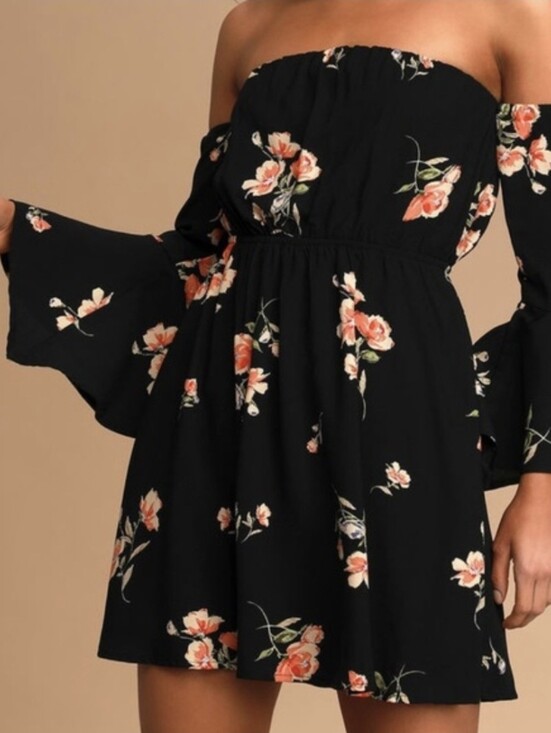 Lulus Dresses & Skirts - M Lulu's Floral Dress